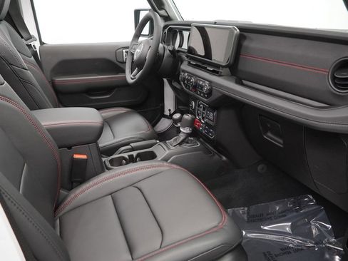 Used 2026 Jeep Wrangler Unlimited Rubicon image 48