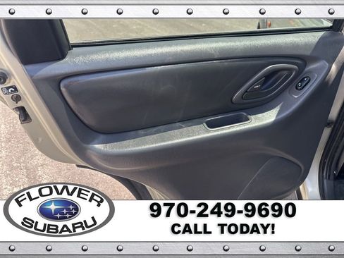 Used 2004 MAZDA Tribute ES AWD/4WD image 20