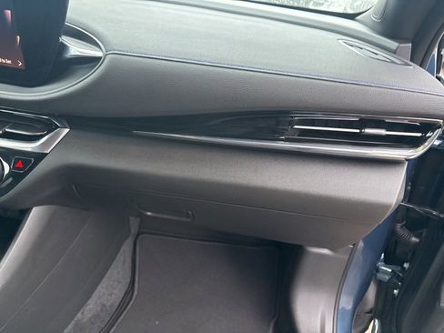 Used 2024 Buick Envista Sport Touring w/ Convenience I Package image 13