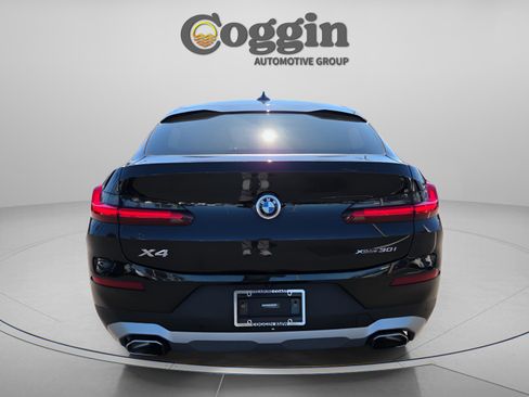 Used 2022 BMW X4 xDrive30i w/ Parking Assistance Package image 5