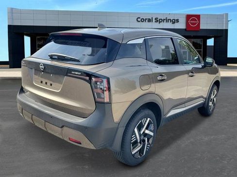 New 2026 Nissan Kicks SV w/ SV Premium Package FWD image 5