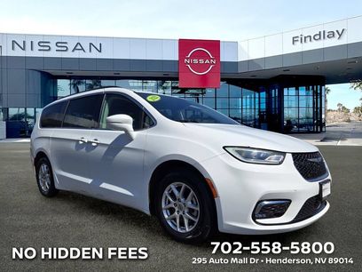 Used 2022 Chrysler Pacifica Touring-L