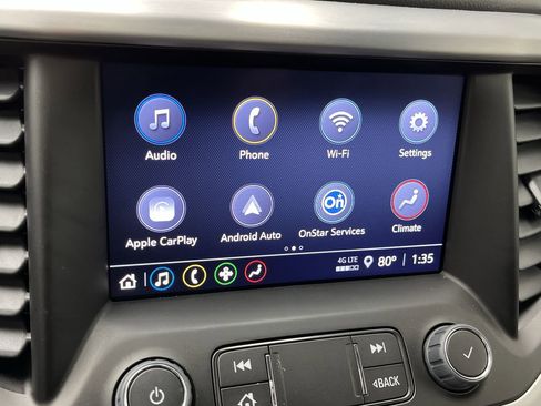 Certified 2023 GMC Acadia SLE w/ Driver Convenience Package image 21