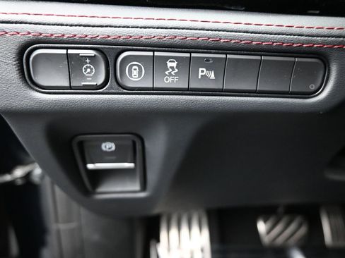 Used 2022 Acura MDX A-Spec image 25