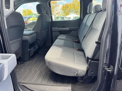 Used 2023 Ford F150 XLT w/ XTR Package image 24