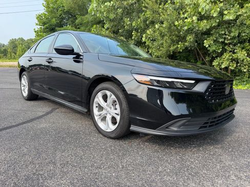 Used 2024 Honda Accord LX image 3