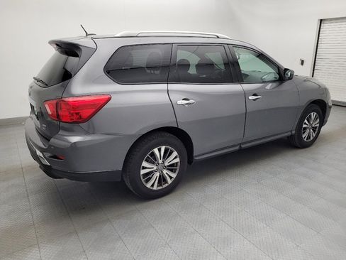 Used 2018 Nissan Pathfinder SV AWD/4WD image 10