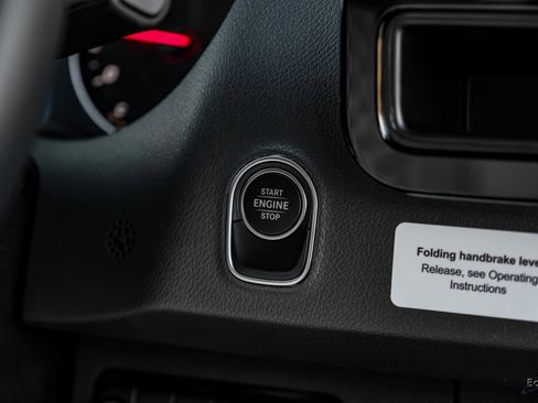 Used 2023 Mercedes-Benz Sprinter 3500 image 59