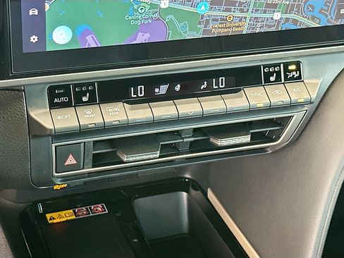 Used 2025 Toyota Camry XSE FWD image 16