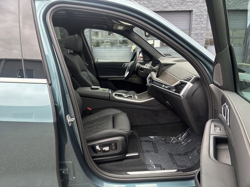 Used 2025 BMW X5 xDrive40i AWD/4WD image 24