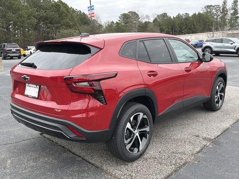 New 2026 Chevrolet Trax RS w/ Driver Confidence Package image 5