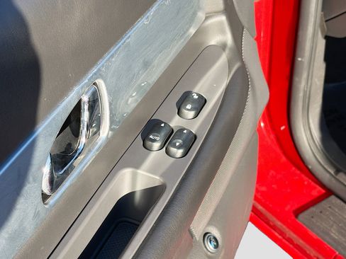 Used 2002 Ford Thunderbird image 18