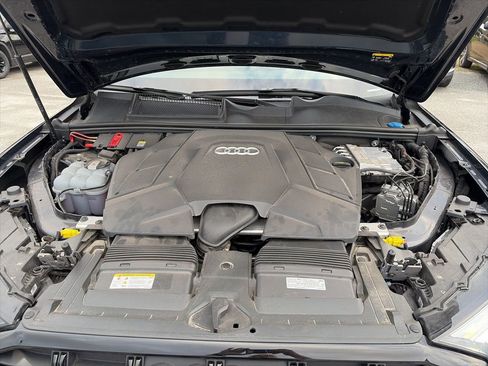 Used 2025 Audi Q7 3.0T Premium Plus image 17