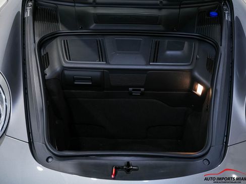 Used 2010 Porsche 911 Turbo image 32