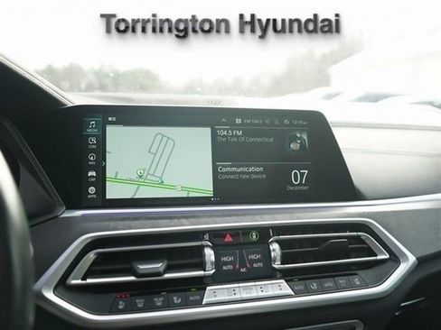 Used 2022 BMW X5 xDrive45e w/ Executive Package image 17