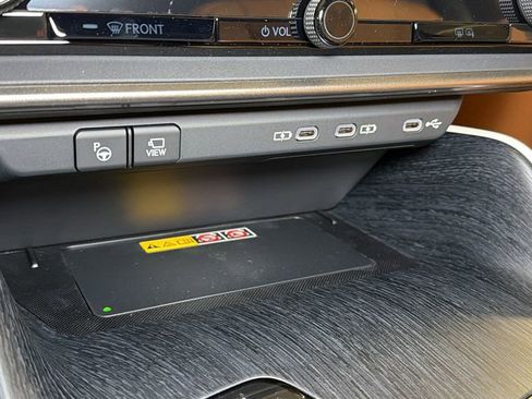 New 2026 Lexus RZ 450e AWD image 21