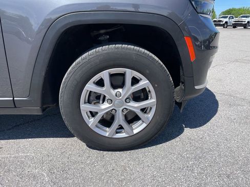 Used 2022 Jeep Grand Cherokee L Limited AWD/4WD image 42
