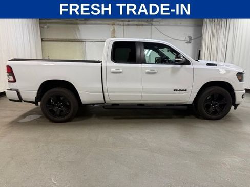 Used 2022 RAM 1500 Big Horn AWD/4WD image 3