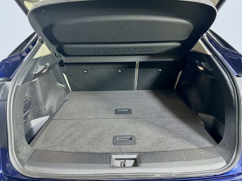 Used 2023 Nissan Ariya FWD image 29