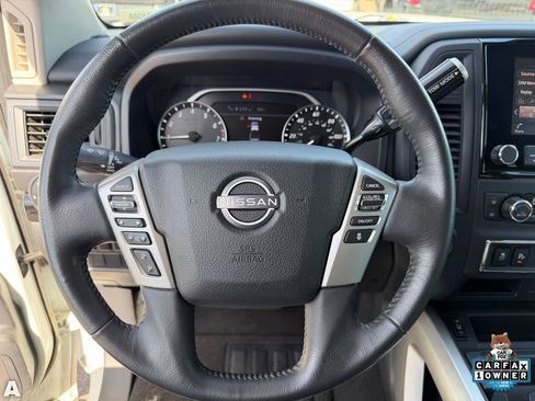 Used 2024 Nissan Titan SV w/ SV Convenience Package image 21