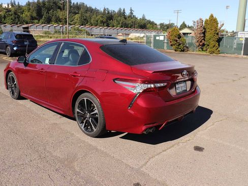 Used 2018 Toyota Camry XSE w/ Driver Assist Package FWD image 7