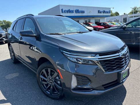 Certified 2023 Chevrolet Equinox RS AWD/4WD image 3