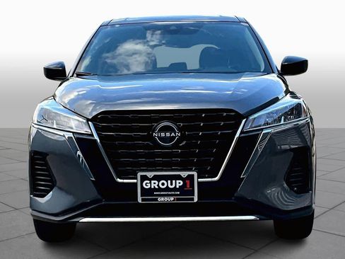 Used 2024 Nissan Kicks S image 3