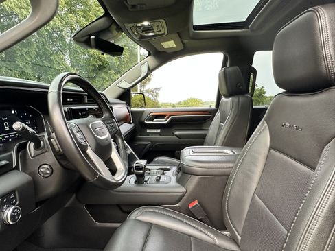 Used 2022 GMC Sierra 1500 Denali w/ Denali Reserve Package AWD/4WD image 16