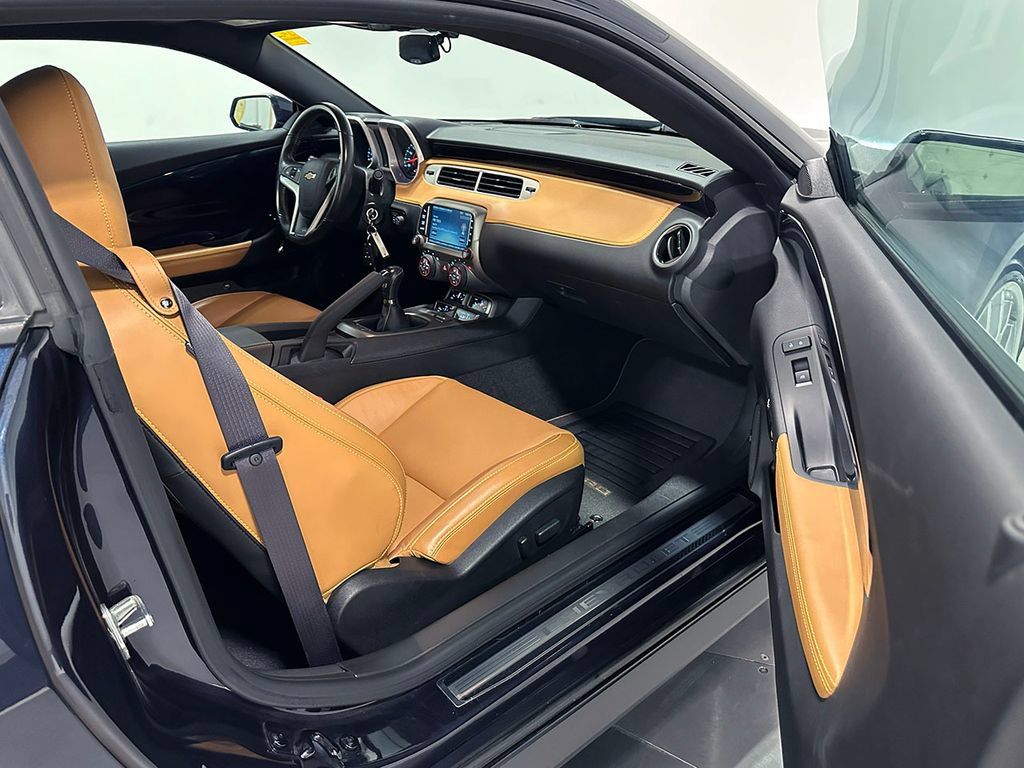 Used 2013 Chevrolet Camaro SS w/ Dusk Special Edition RWD image 67