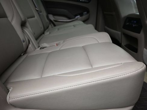 Used 2017 Chevrolet Tahoe LT RWD image 23