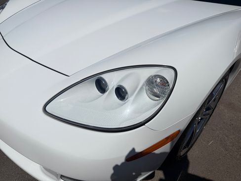Used 2008 Chevrolet Corvette Coupe RWD image 9
