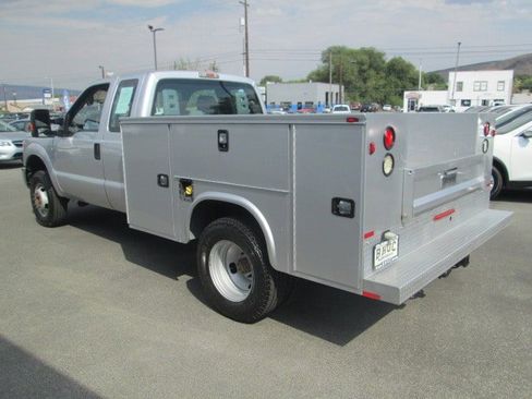 Used 2016 Ford F350 XL w/ Power Equipment Group AWD/4WD image 4