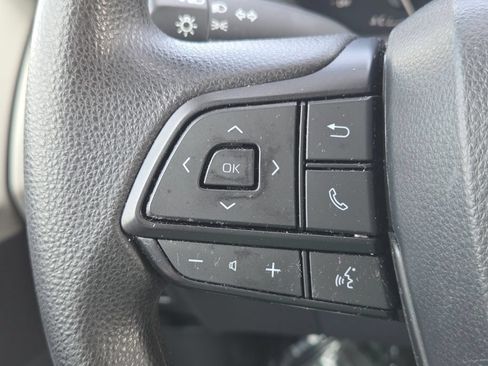 Used 2024 Toyota Sienna LE FWD image 11