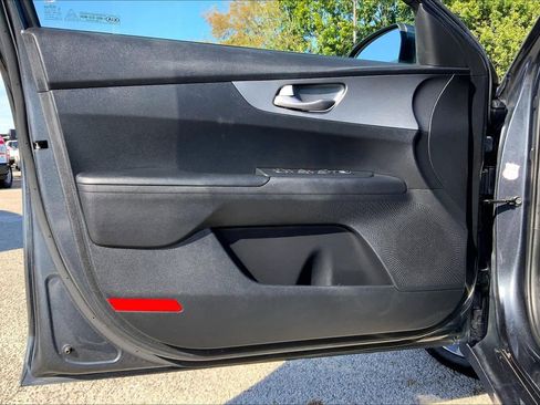 Used 2021 Kia Forte LXS image 21