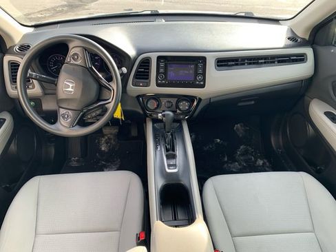 Used 2022 Honda HR-V LX image 18