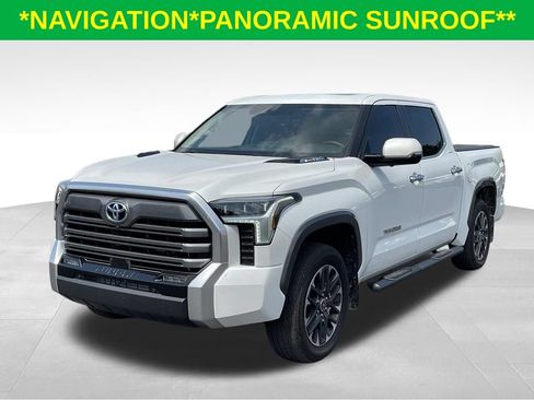 Used 2024 Toyota Tundra Limited AWD/4WD image 3