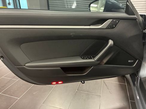 Used 2026 Porsche 911 Carrera RWD image 11