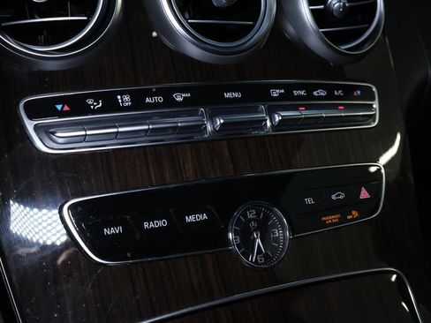 Used 2020 Mercedes-Benz C 300 4MATIC Coupe w/ AMG Line image 33
