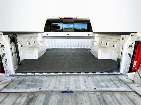 Used 2019 GMC Sierra 1500 SLT RWD image 26