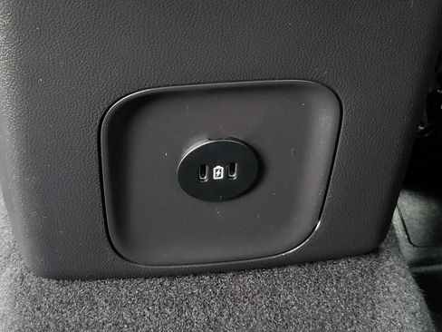 Used 2023 Ford Escape ST-Line w/ Tech Pack #1 FWD image 21