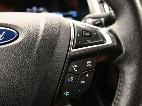 Used 2024 Ford Edge Titanium image 24