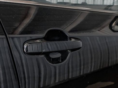 Used 2012 Toyota Camry LE image 39