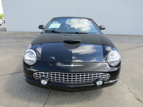 Used 2002 Ford Thunderbird image 5