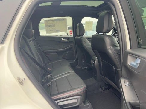 New 2026 Ford Escape ST-Line w/ Tech Pack #1 image 5