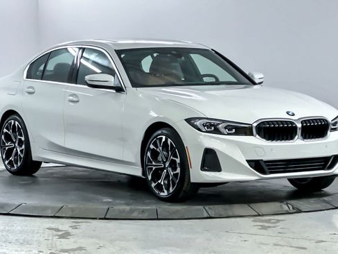 Used 2026 BMW 330i Sedan w/ Premium Package RWD image 9