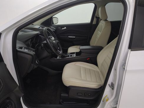 Used 2018 Ford Escape SEL w/ SEL Sport Appearance Package FWD image 17