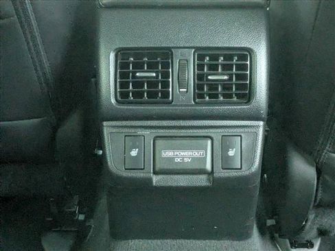 Used 2018 Subaru Outback 3.6R Limited image 17