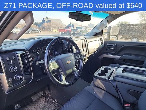 Used 2019 Chevrolet Silverado 2500 LT w/ Texas Edition image 4