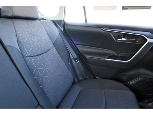 Used 2025 Toyota RAV4 XLE image 10