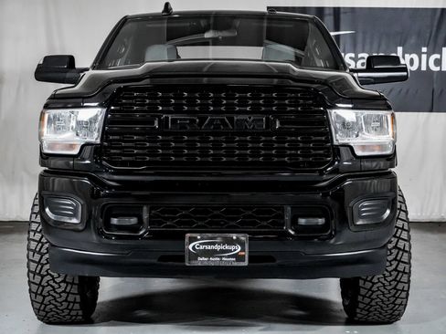 Used 2022 RAM 2500 Big Horn AWD/4WD image 3